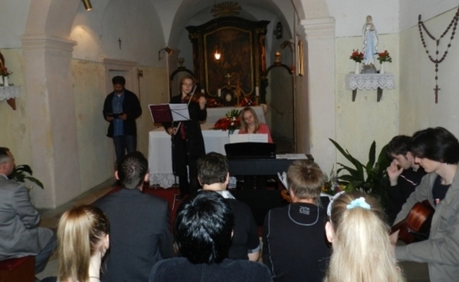 Poetsko-glazbena večer 