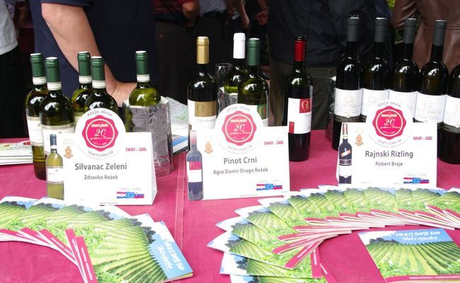 Veliki prilog o jaskanskim vinarima u časopisu „Svijet u čaši“