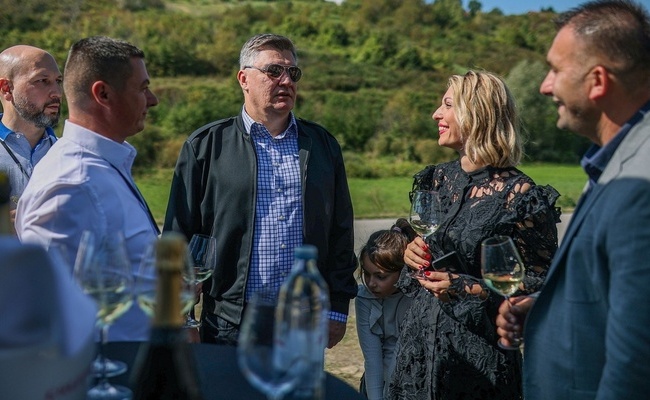 Na Diplomatskoj berbi obitelj Kolarić je pokazala zašto je ljubav u vinu