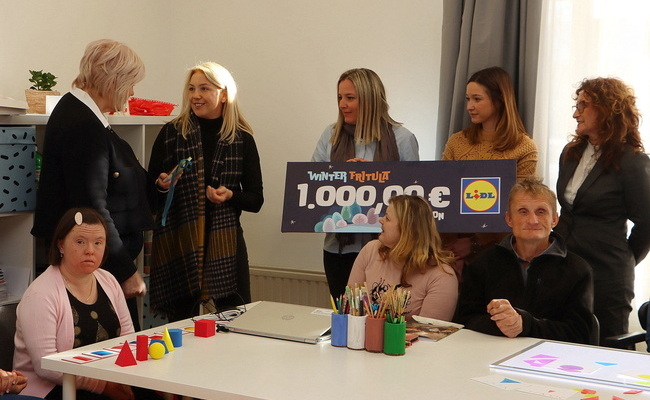 Plešivičke vinarke donirale 1.000 eura novootvorenom centru Lug u Jastrebarskom