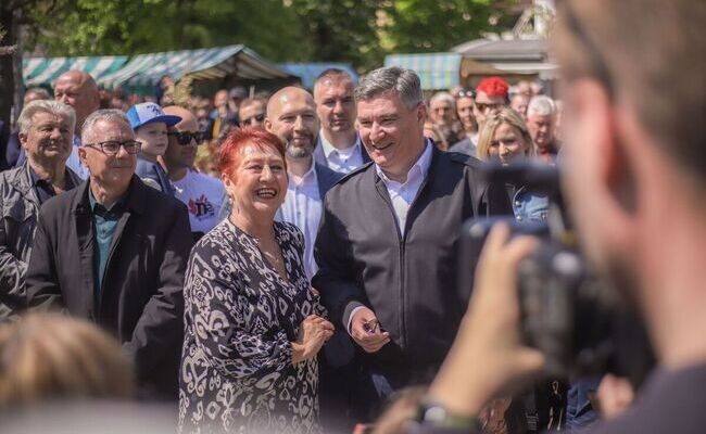 Predsjednik Milanović posjetio Cvjetnu Jasku i susreo se s jaskanskim braniteljima