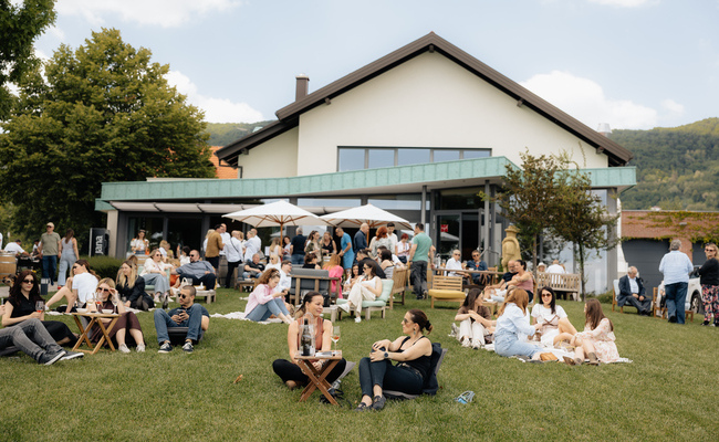 Festival pjenušaca i jagoda oduševio tisuće posjetitelja. Već se čeka iduća godina. 